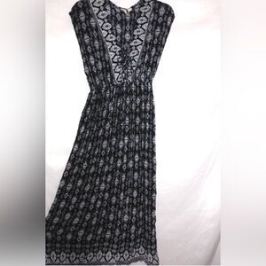 Beautiful L Islander Pattern Sleeveless Midi/Maxi Dress